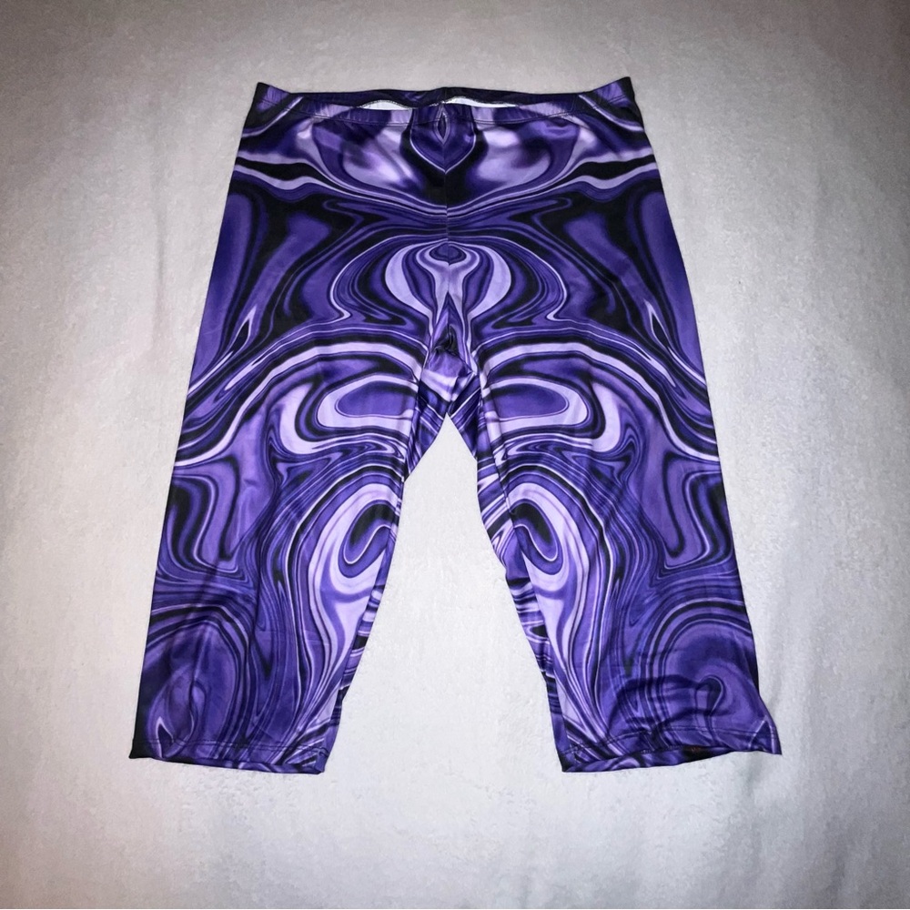 Purple Swirl women’s capri oversized Leggings